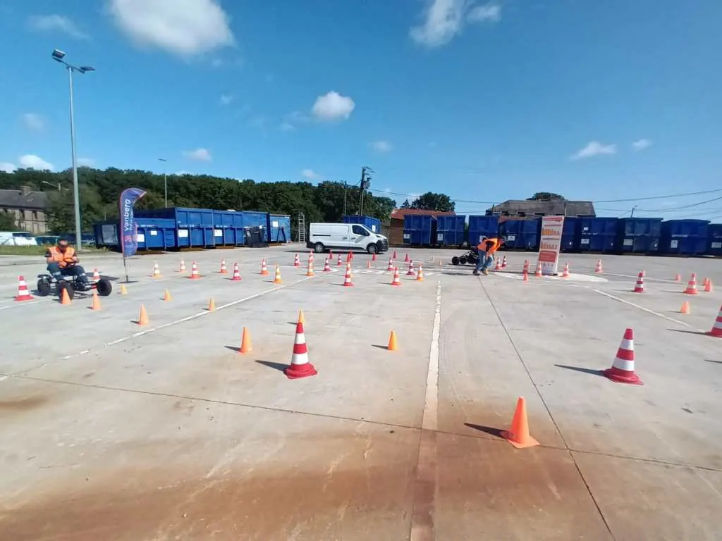 Parcours de karts à pédales installé sur le site
